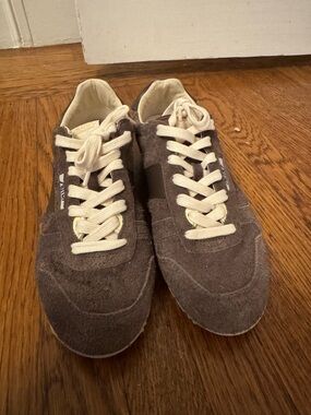 Autry Windspin Low Sneakers in Brown - never worn
